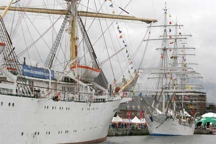 Dar Mlodziezy and Christian Radich. Tall Ships Race Baltic 2007 © Sail Training International http://www.sailtraininginternational.org/